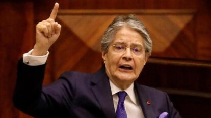 Lasso disuelve la Asamblea Nacional en medio de un juicio político