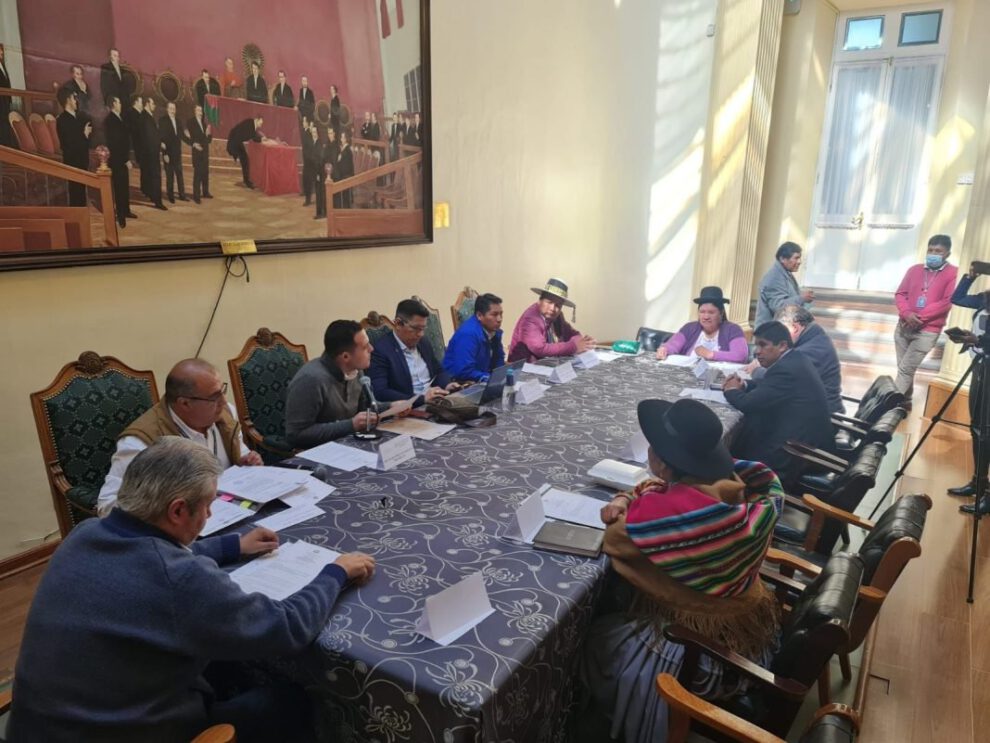 Gobernador de Oruro, Johnny Vedia no se presentó a la Asamblea Legislativa
