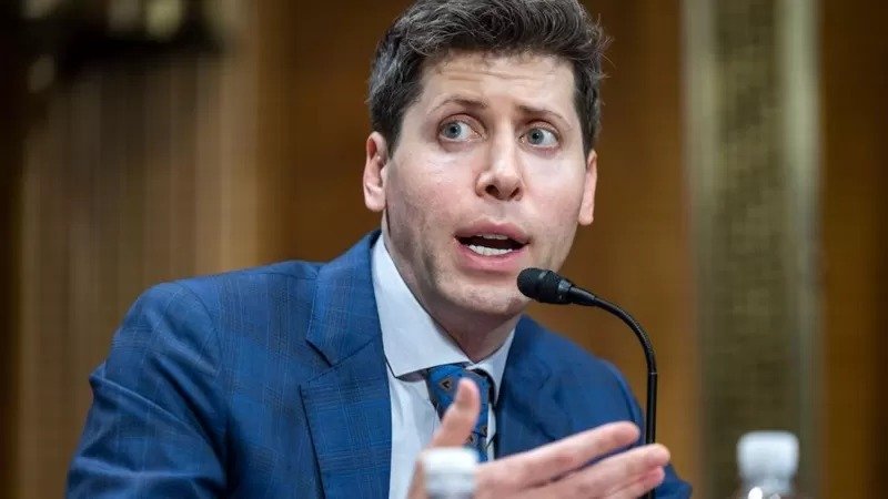 ChatGPT y su impacto en la escritura según Sam Altman