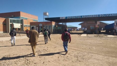 Inspección a la Aduana en Oruro