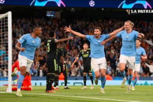 Celebran los jugadores del Manchester City por la clasificación a la final