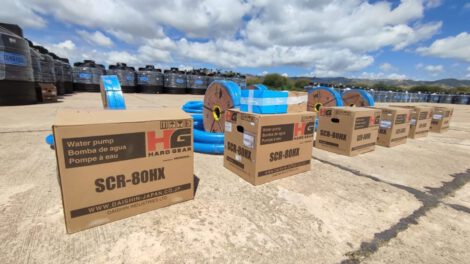 Entrega de insumos para combatir los efectos de la sequía en Chuquisaca