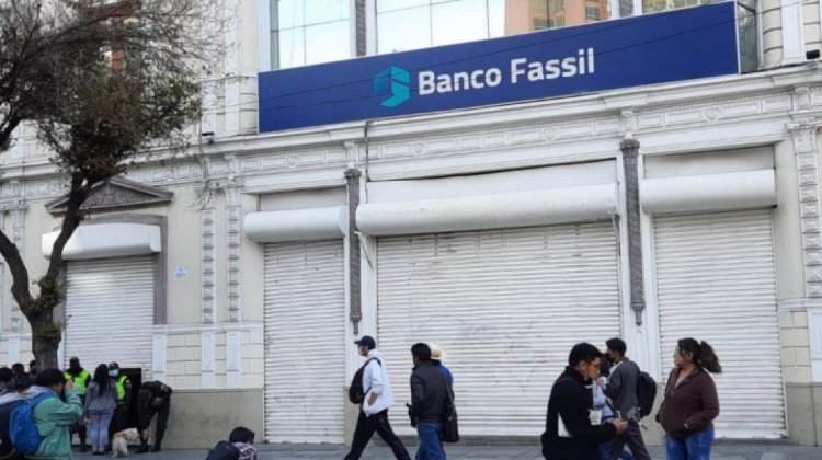 Alerta migratoria Banco Fassil