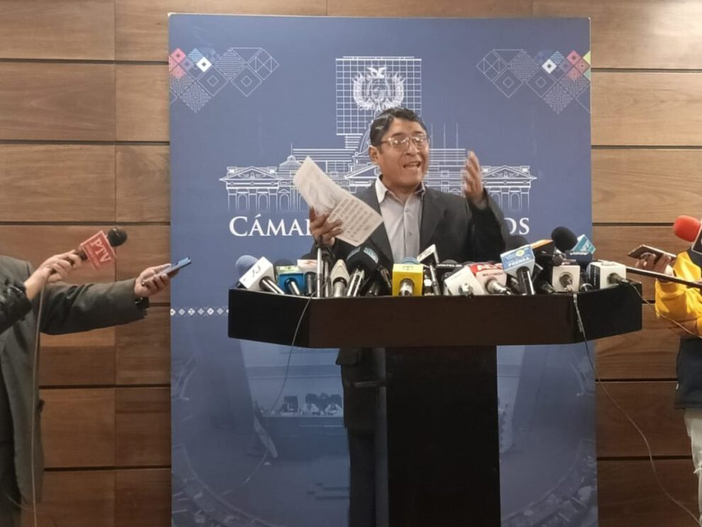 Caso coimas: Diputado Mendoza acusa a la Policía de posible complicidad