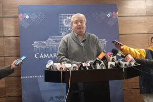 Pugnas internas en el MAS según Enrique Urquidi