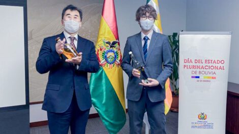 Exportación de singani a Japón
