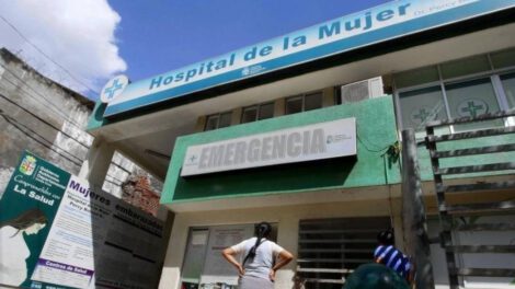 negligencia médica en la Maternidad Percy Boland de Santa Cruz