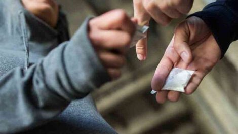 Microtráfico de drogas en colegios