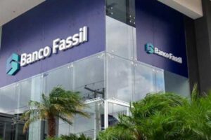Banco Fassil en Santa Cruz