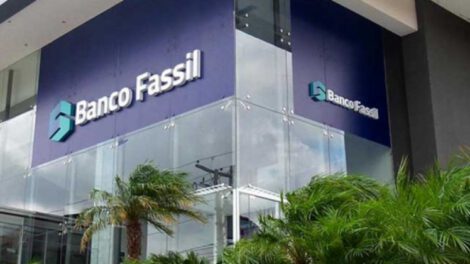 Banco Fassil en Santa Cruz