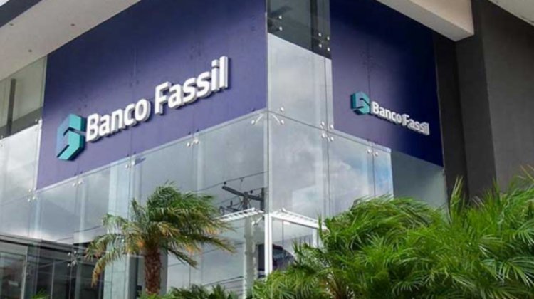 Banco Fassil en Santa Cruz