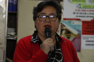 Ministra de Trabajo Verónica Navia en conferencia de prensa