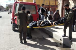 Hombre en estado de ebriedad fallece tras caer de las gradas