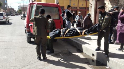Hombre en estado de ebriedad fallece tras caer de las gradas