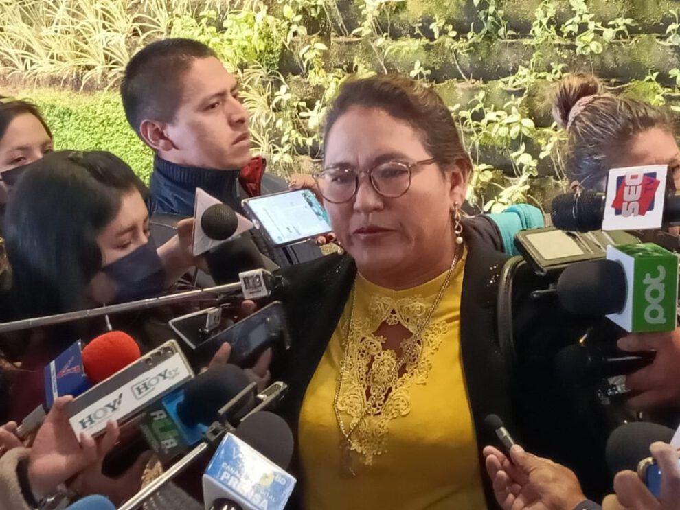 Tania Paniagua presenta denuncias tras agresiones en la Asamblea