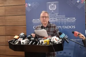 Reservas Internacionales solicitadas por el diputado Carlos Alarcón