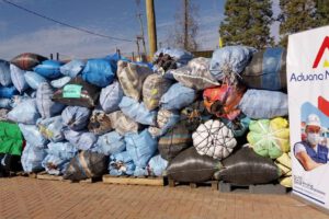 Aduana inutiliza ropa usada para Subasta Ecológica