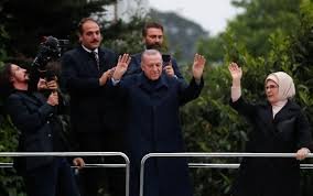 Erdogan gana elecciones y promete el siglo de Turquía