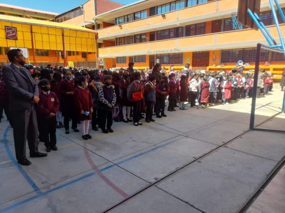 GAMO regularizará propiedad de unidades educativas