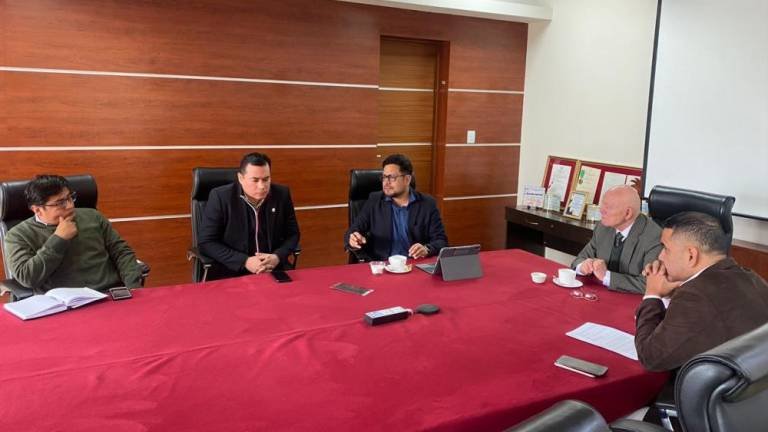 Irregularidades en contratación TSE