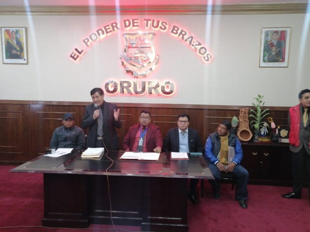 traspaso de terrenos hospital Oruro-Corea