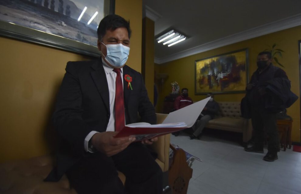 Adrián Quelca aclara su inocencia sobre casos de corrupción