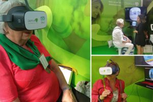 Adulto mayor utilizando gafas de realidad virtual para el bienestar emocional