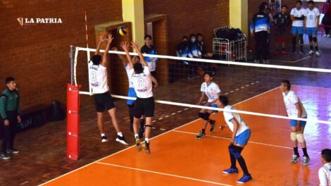 Torneo nacional de voleibol Sub-13 en Oruro