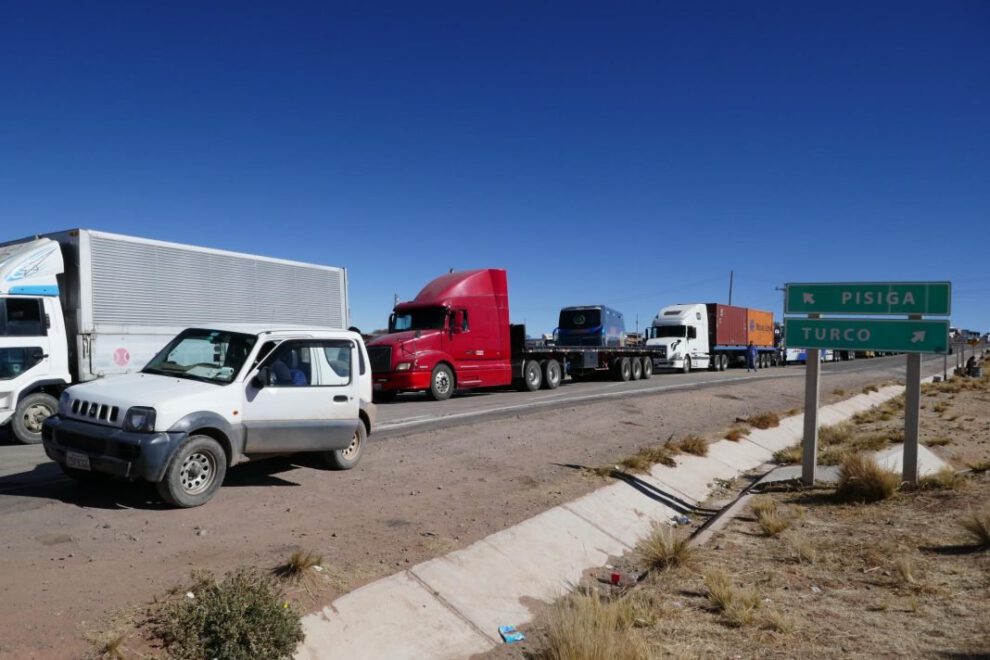 Cierre de ruta Pisiga-Ancaravi genera problemas a transportistas