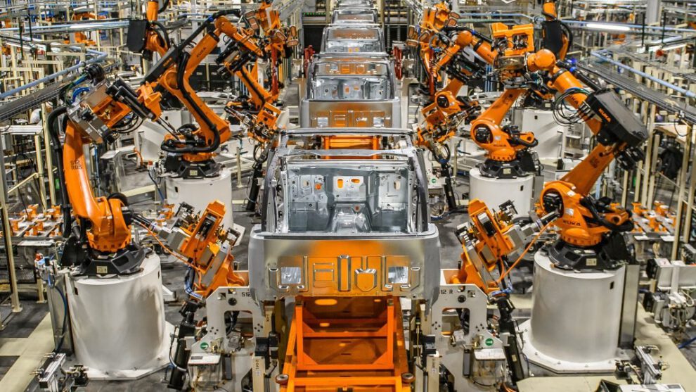 Robots industriales en la industria automotriz