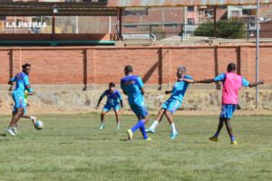 EM Huanuni se prepara para su primer triunfo en la Copa Simón Bolívar