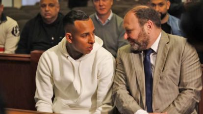 El futbolista Sebastián Villa condenado por violencia de género