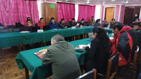 Debate sobre la Ley del Oro en el Consejo Minero de Gobernaciones