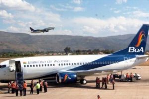 Vuelo de BoA regresa a Cochabamba tras desperfectos en uno de los motores