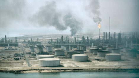 Arabia Saudita disminución de producción de petróleo