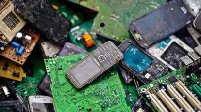 Reciclaje de residuos electrónicos para ayudar al medio ambiente