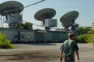 Cuba permite a China construir instalación de espionaje para vigilar comunicaciones en Estados Unidos