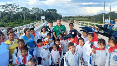 Gobernación del Beni estrena puente que vinculará a dos provincias