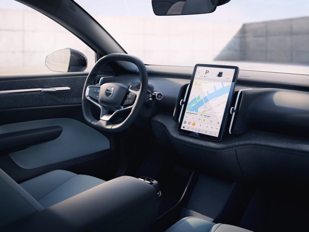 Volvo EX30 SUV eléctrico con autonomía de hasta 480 km