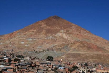 Derrumbe en socavón en Potosí