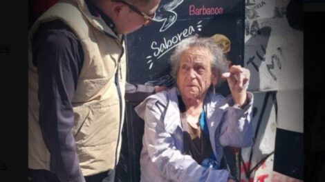 Amparo Carvajal en vigilia por derechos humanos