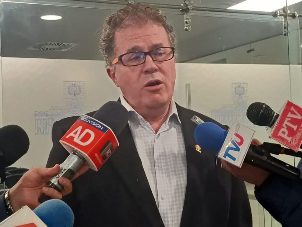 Gasto insulso viaje legisladores en caso narcovuelo