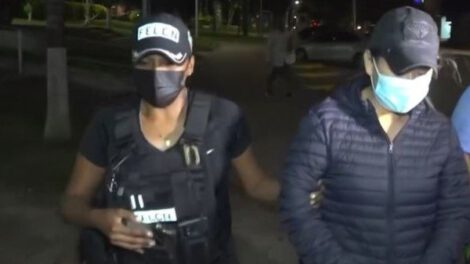 Funcionaria de la Aduana detenida por supuestamente borrar pruebas del narcovuelo en Viru Viru