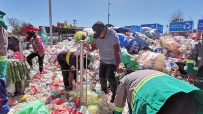 Reducción de uso de bolsas plásticas en Oruro