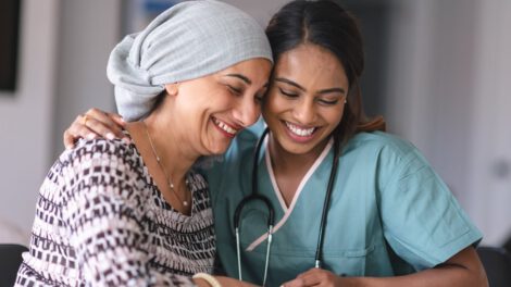 Tratamiento del cáncer trae esperanza a los pacientes