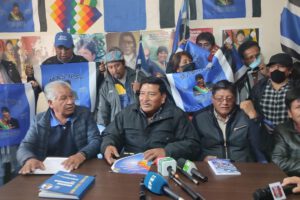 Funcionarios públicos vetados en el MAS