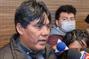 Héctor Arce denuncia corrupción en Ministerio de Medio Ambiente