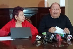 Denuncia por corrupción en YPFB presentada por Carlos Romero y Teresa Morales