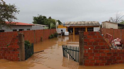 Inundaciones en Cuatro Cañadas dejan una víctima mortal y 280 familias damnificadas