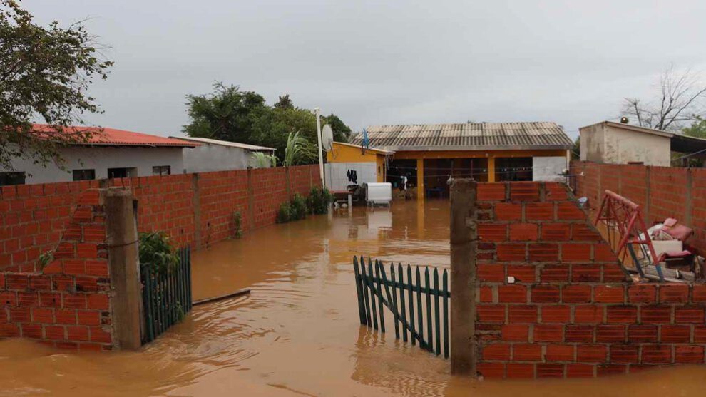 Inundaciones en Cuatro Cañadas dejan una víctima mortal y 280 familias damnificadas